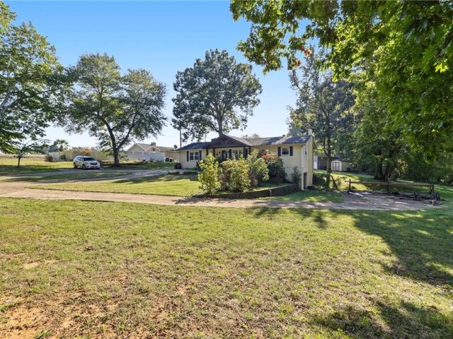 702 Moir Mill Road