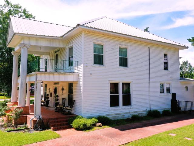 702 S 9th Avenue