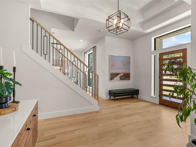 702 Shadow Glen Drive