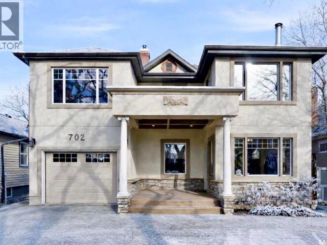 702 Queen Street