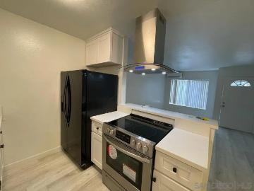702 R Ave, National City, CA 91950 | MLS #260007