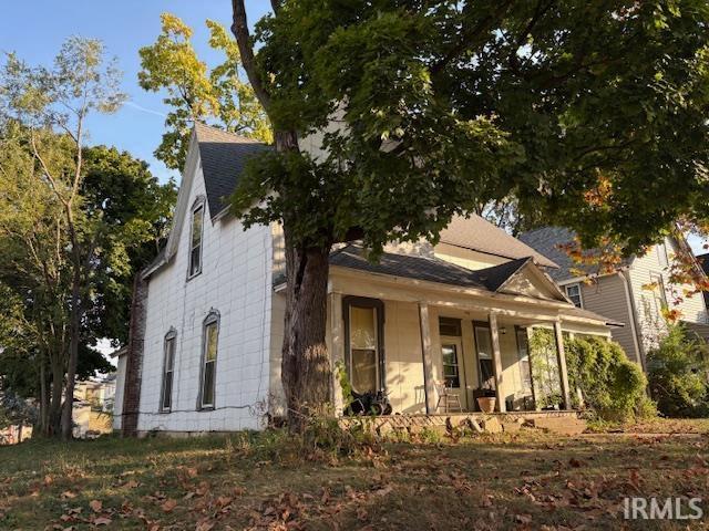 702 W 6Th Street