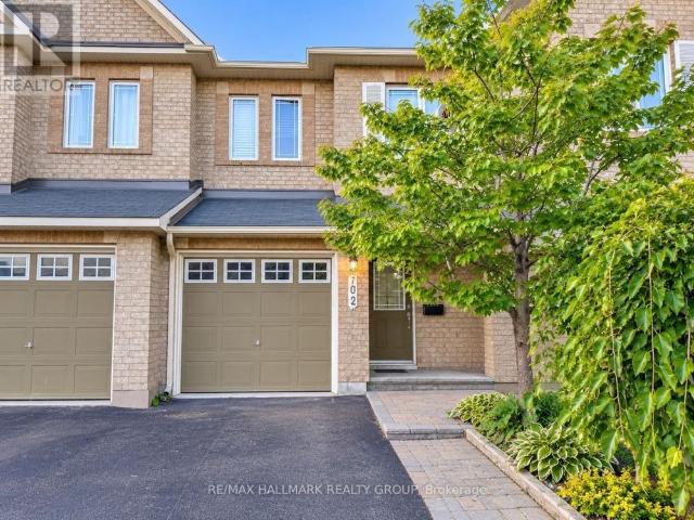 702 Whaley Ridge Ottawa, ON K4A0P9