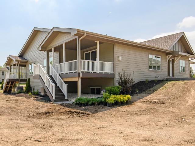 7034 Stonewood Ln