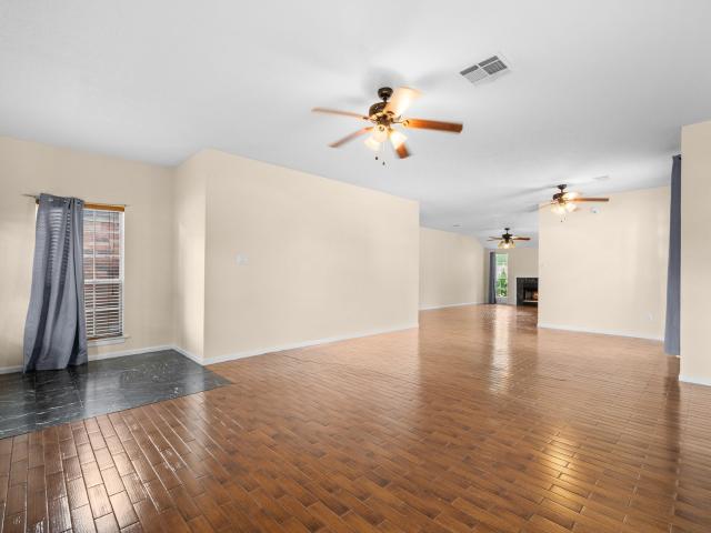 7035 Redwood Falls Drive