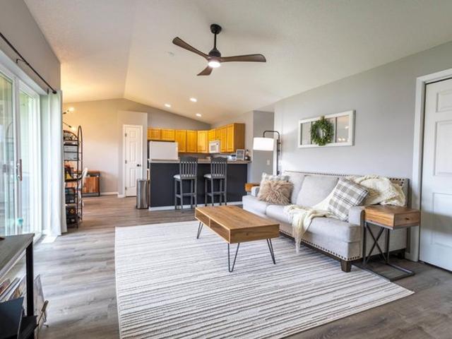 7035 W 56th St Unit 12, Sioux Falls, SD 57106