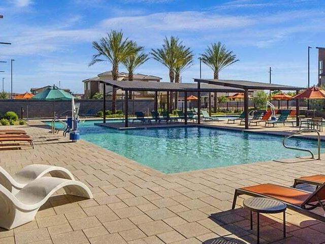 7039 w corona drive