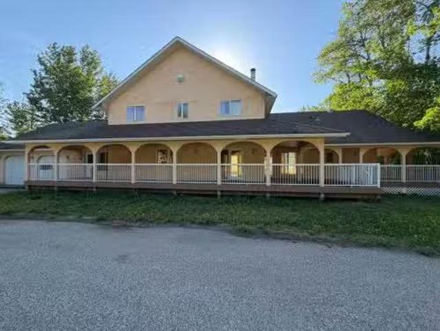 703034 40 Highway, Rural Grande Prairie No. 1, County Of, AB.