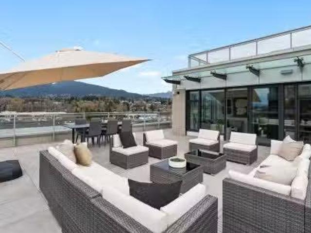 703 755 Harbourside Drive, North Vancouver, BC, V7P 0G1 Sing.