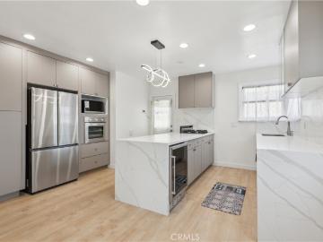 703 Avenue D, Redondo Beach, CA 90277 | MLS #TR26093
