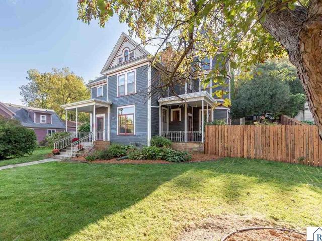 703 N 6th Street