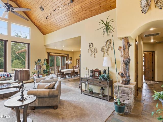 703 n grapevine drive