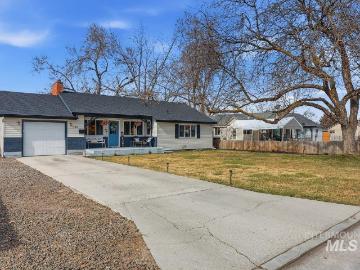703 S Almond Ct, Nampa, ID 83686 | MLS #98976