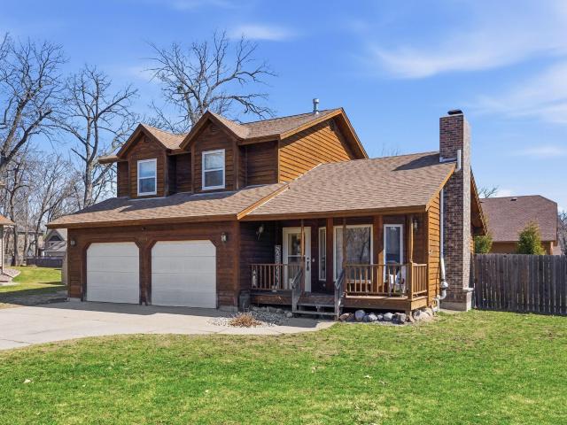 703 Shady Ridge Rd NW, Hutchinson, MN 55350 | MLS #7103