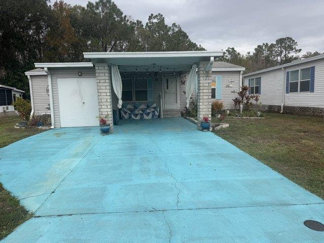 703 Royal Forest Dr, Auburndale, FL 33823