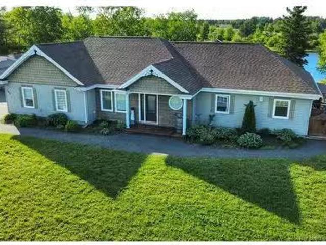 703 Rue Baspuits, Tracadie, NB, E1X 1A5 house for sale List.