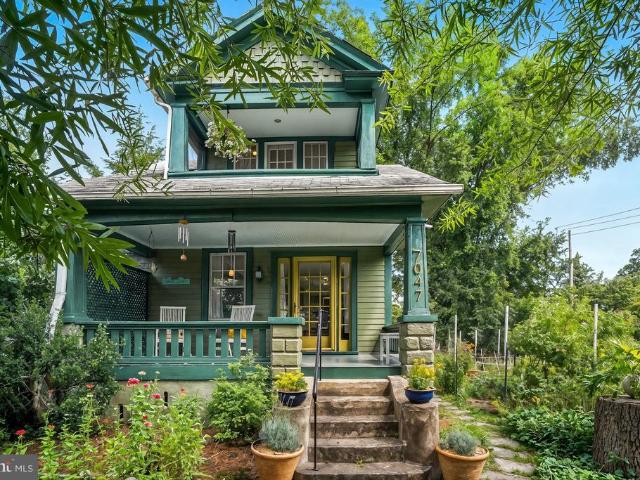 7047 Eastern Avenue