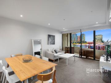 704/15 Caravel Lane, DOCKLANDS, VIC 3008