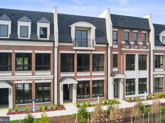 7043 Liberty Ln, McLean, VA 22101 | MLS #VAFX2275