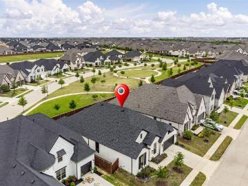704 Colt Dr, Aubrey, TX 76227 | MLS #21232