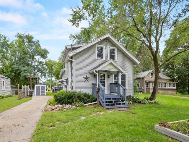 704 e center street