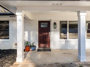 704 Forest Heights Drive