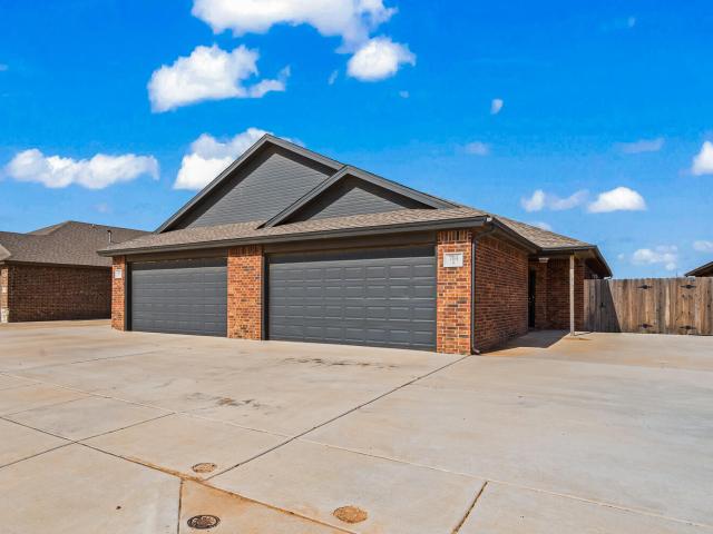 704 Hillshire Ave, Wolfforth, TX 79382 | MLS #202609