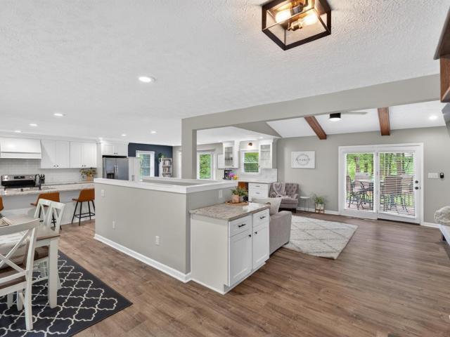 704 Lake Vista Drive