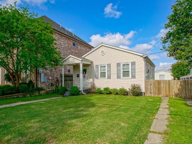 704 Metairie Lawn Drive