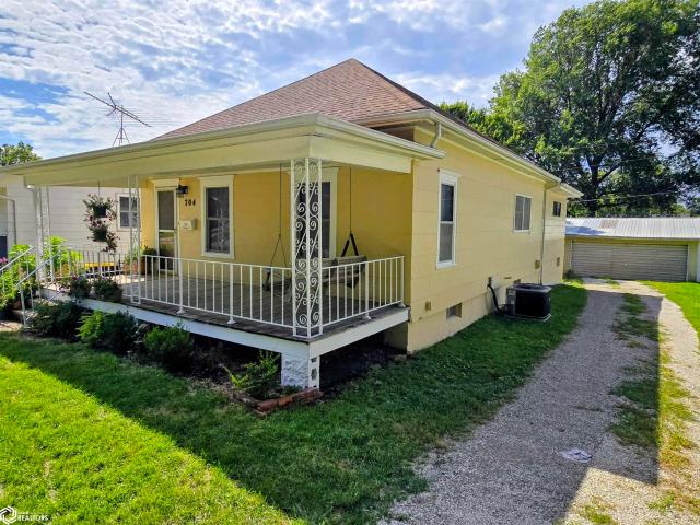 704 N Walnut Street