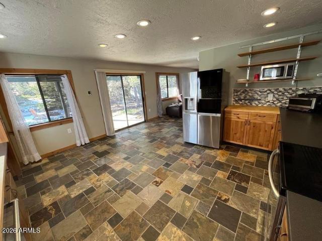 704 n granite drive