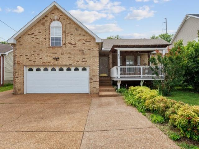 704 Shandale Dr