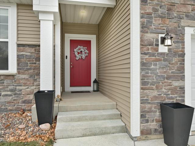 704 River Ridge Dr