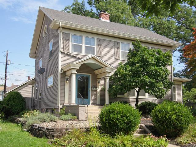 704 W Oakdale Drive