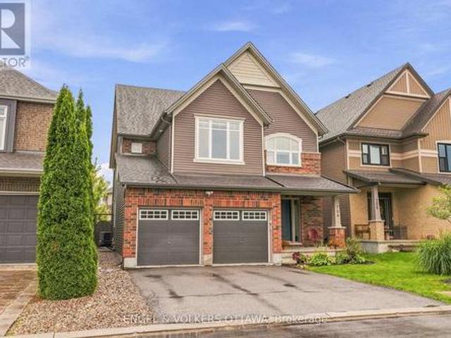 704 Wrangler Circle, Ottawa, ON, K2S 0R2 house for sale | Listing ID X13781 | Royal LePage