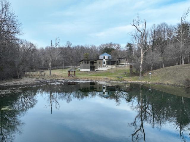 7058 E Farm Road 132