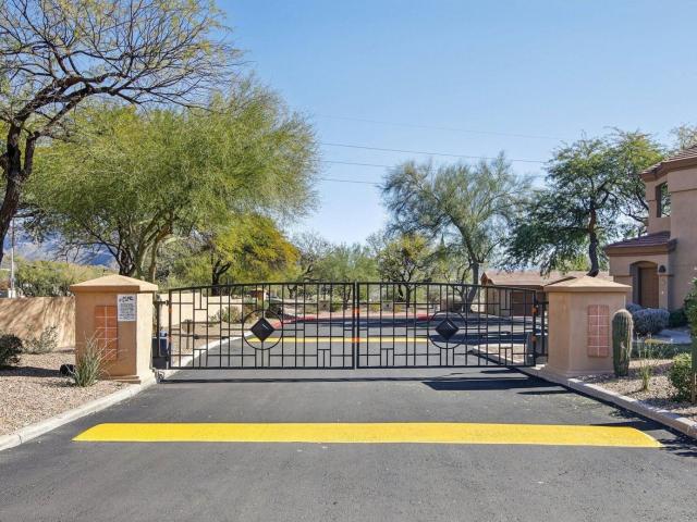 7050 E Sunrise Drive 17204, Tucson, US, AZ