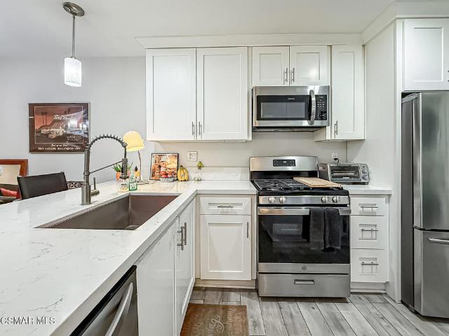 7050 Shoup Ave, Unit 178, Canoga Park, CA 91303 | MLS #226003 VC