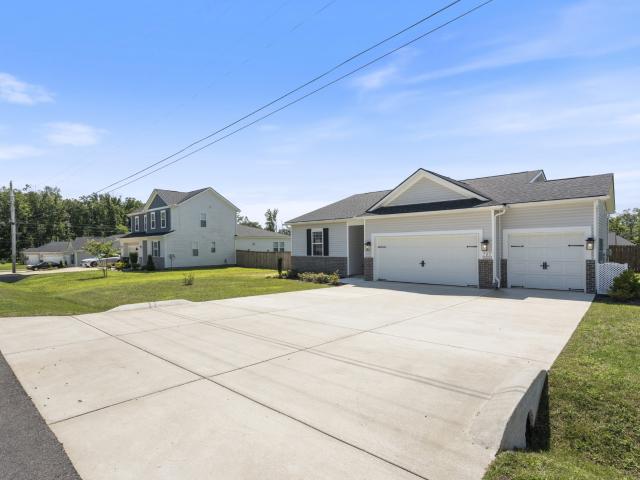 705 Chestnut Bnd