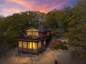 705 CYPRESS RD, CEDAR GLEN, CA 92321