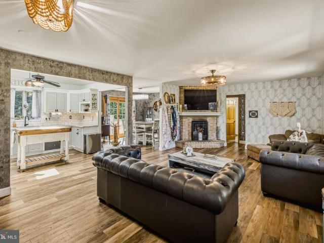 705 Garden Road