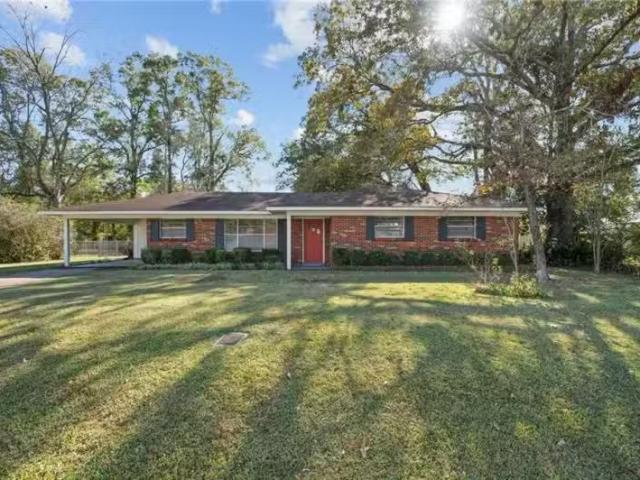 705 GILBERT ST, SARALAND, AL 36571