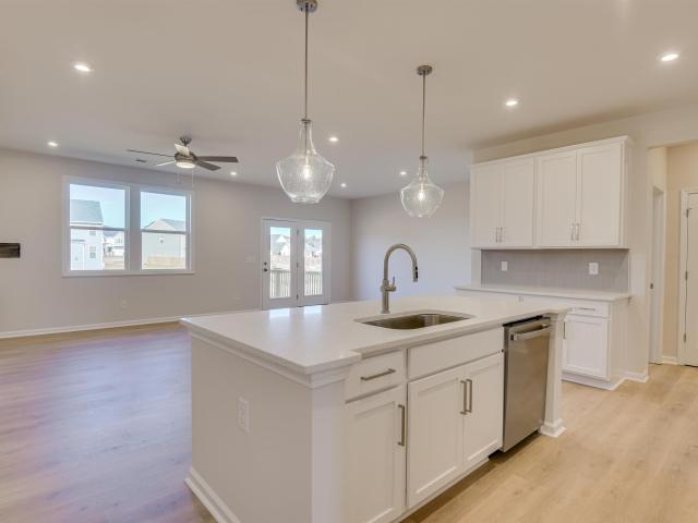 705 Feldpsar Court