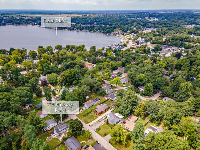705 Hickory Rd
