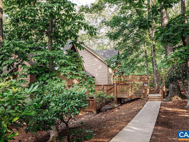 705 Laurelwood Condos