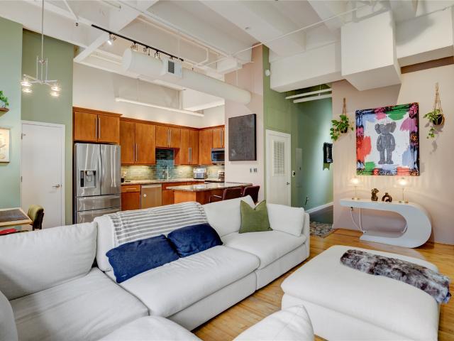 705 Main Street 419