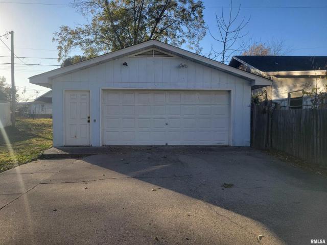 705 S 11th St Street