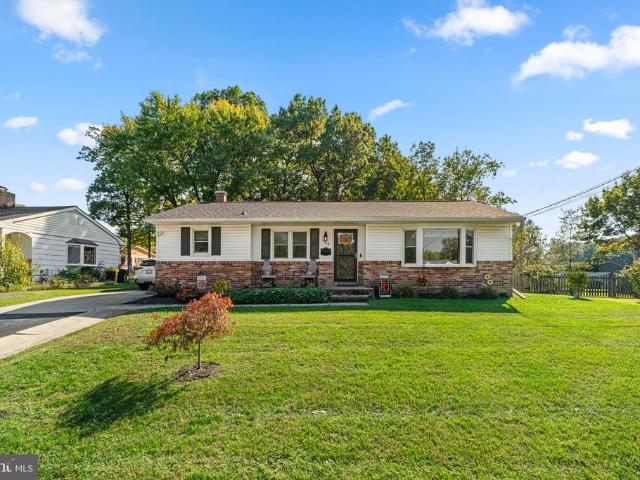 705 W Maple Road