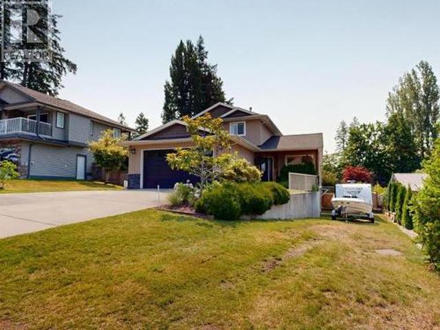 7066 Qualicum Way, Powell River, BC, V8A 5V6 house for sale | Listing ID 20114 | Royal LePage