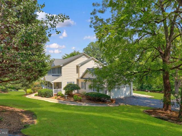 7067 Kelly Road